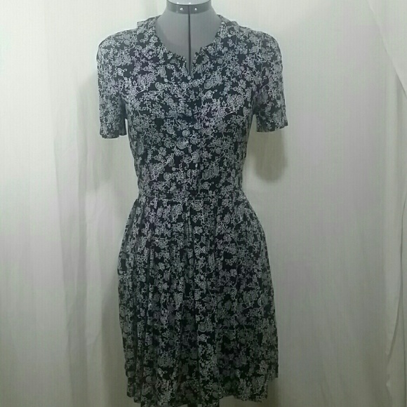 Kimchi Blue Dresses & Skirts - UO Kimchi Blue Black and White Dress Size S